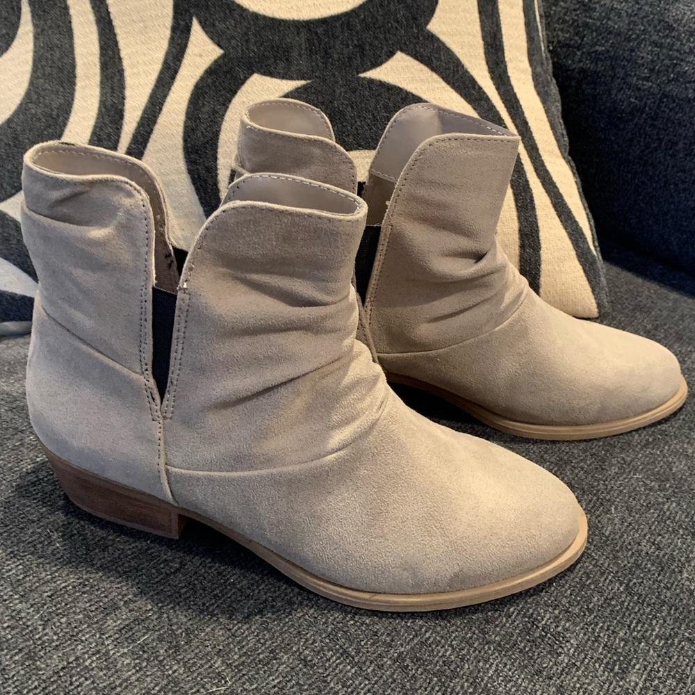 Carlos by Carlos Santana boots - suede NWOT sz 7.5